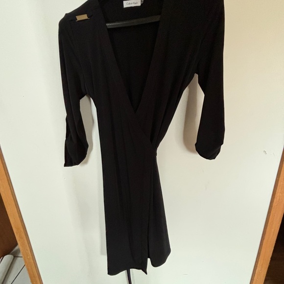 Dress - Picture 3 of 3